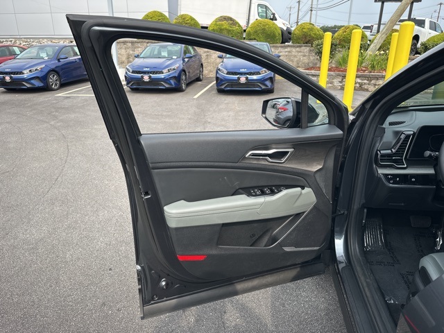2023 Kia Sportage X-Line photo 29