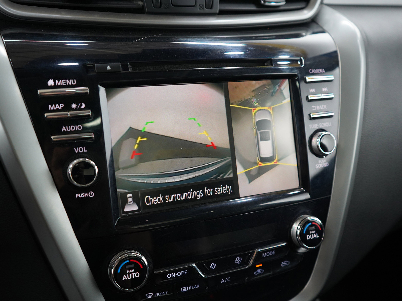 2020 Nissan Murano SL photo 19