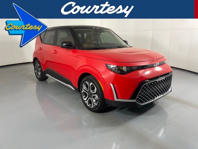 2025 Kia Soul EX's photo