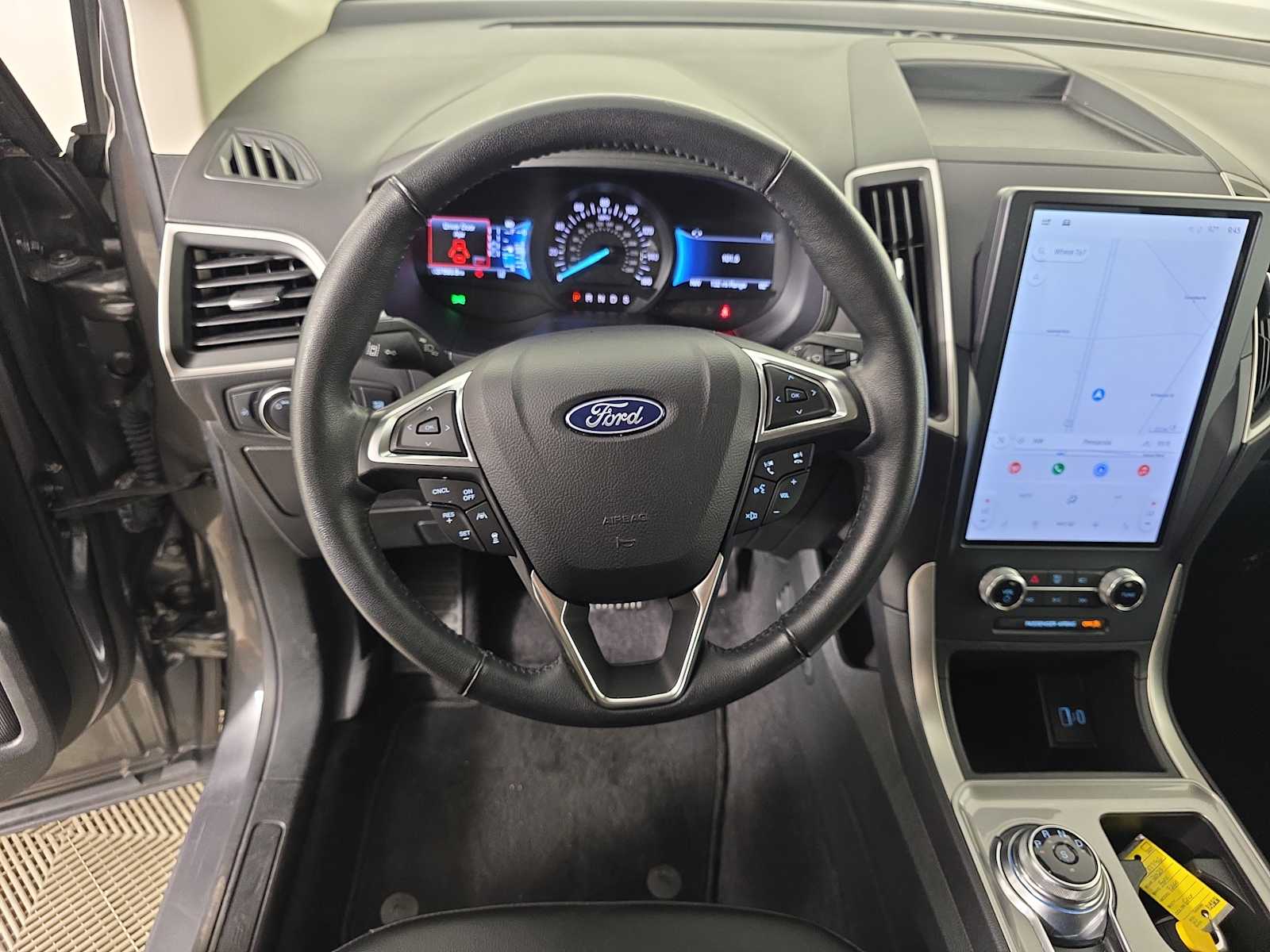 2023 Ford Edge SEL photo 15