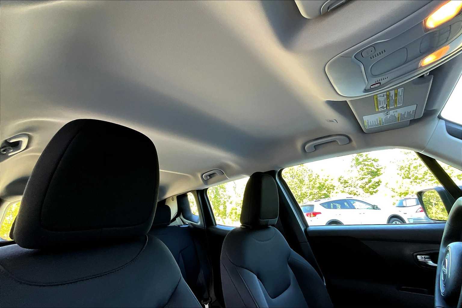 2021 Jeep Renegade Sport photo 11