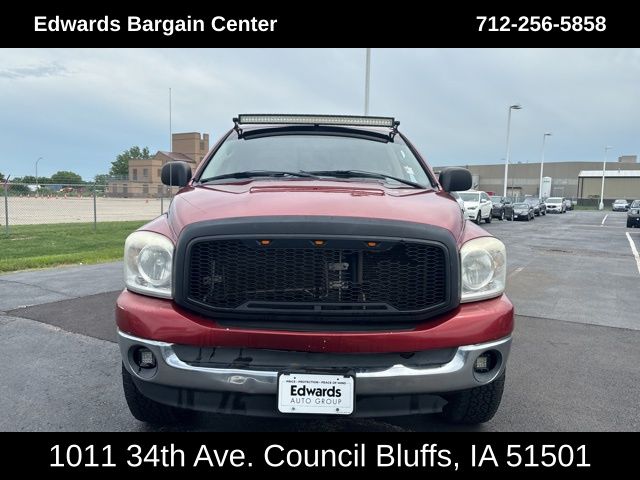2007 Dodge Ram SLT photo 3