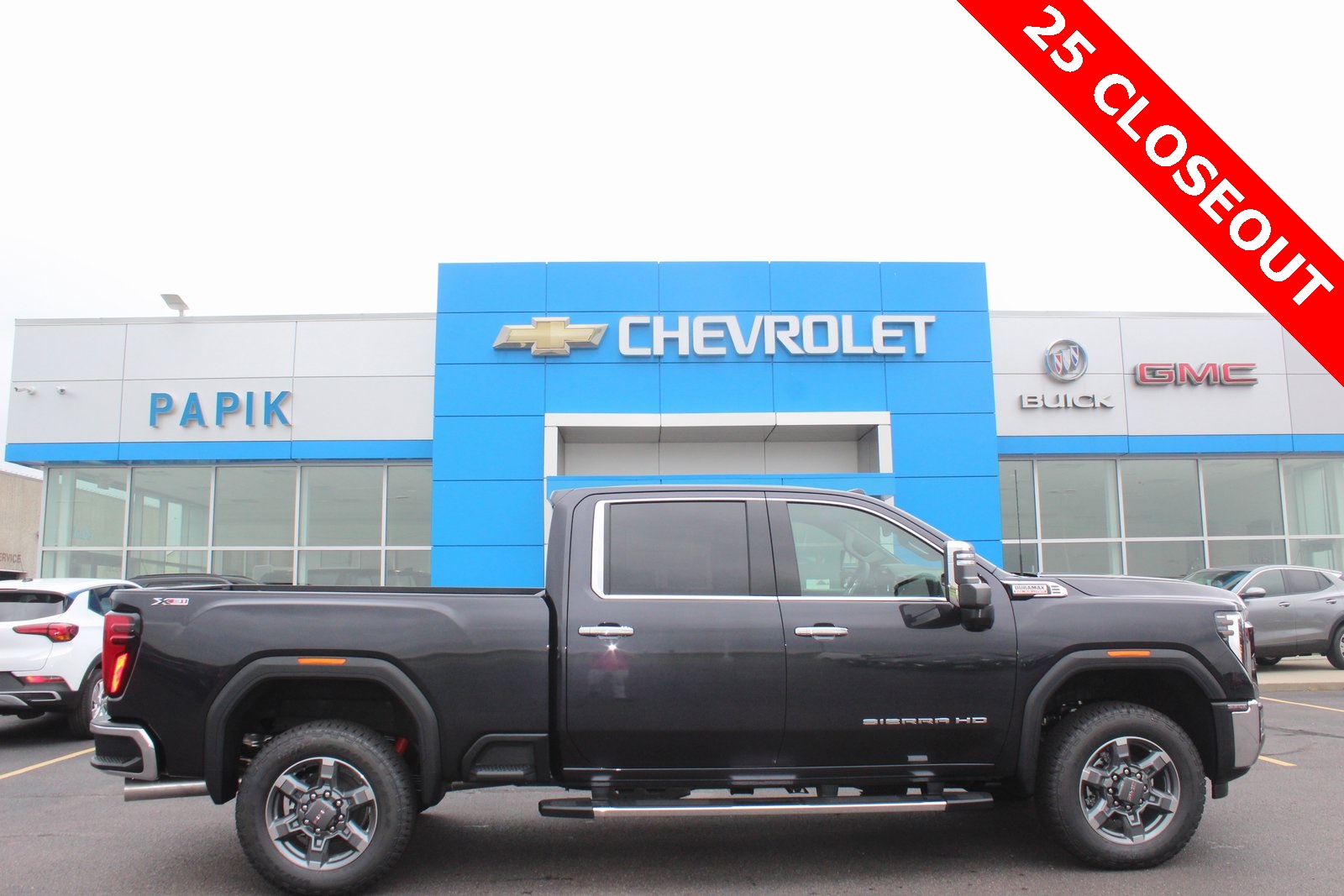 2025 GMC Sierra 2500HD SLT's photo