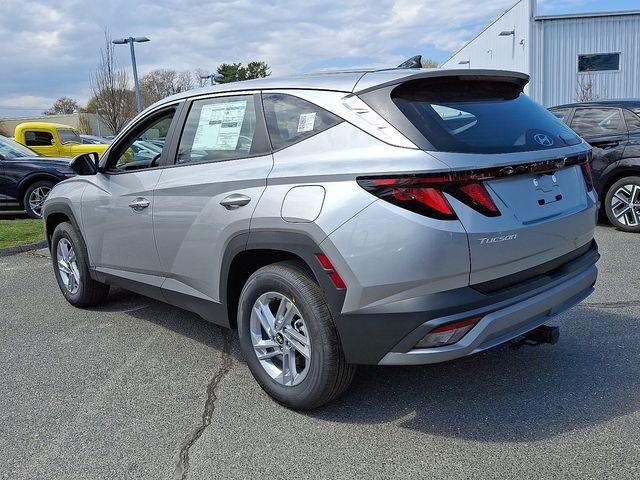2025 Hyundai Tucson SE photo 4