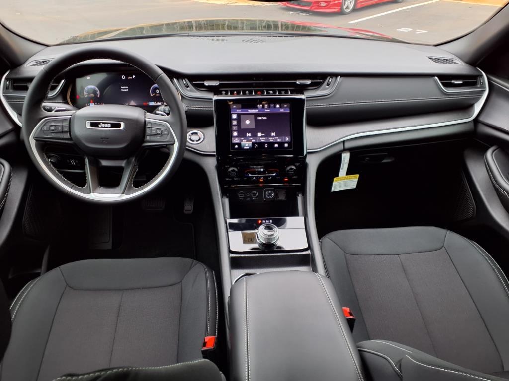 2024 Jeep Grand Cherokee Laredo X photo 29