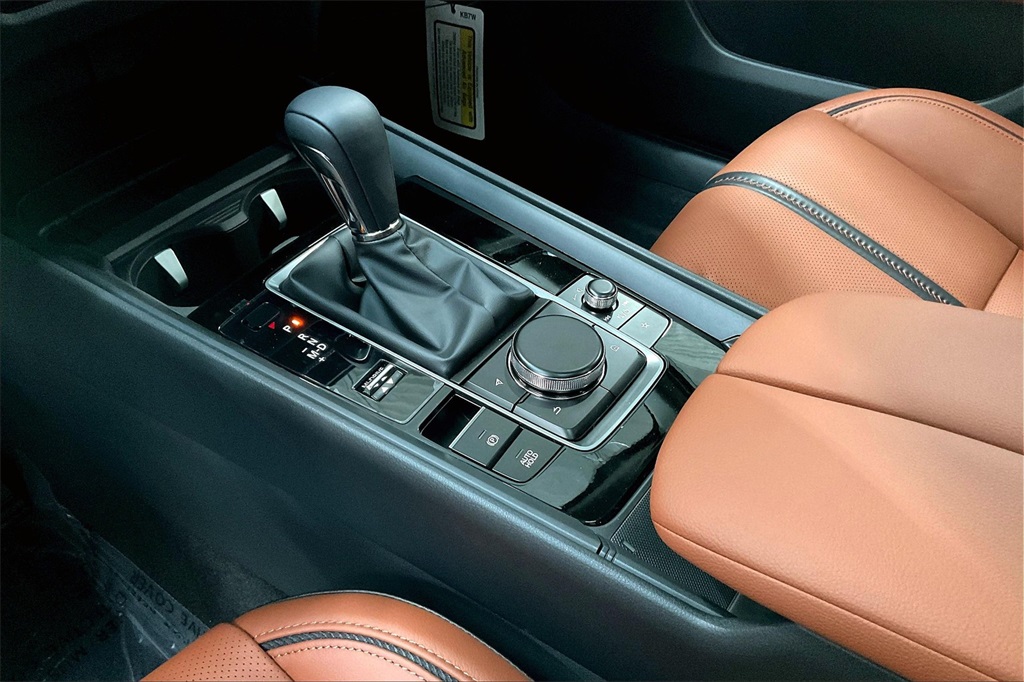 2025 MAZDA CX-50 - Image 6