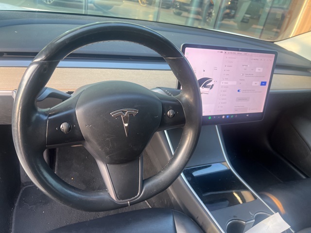 2018 Tesla Model 3 Long Range photo 14