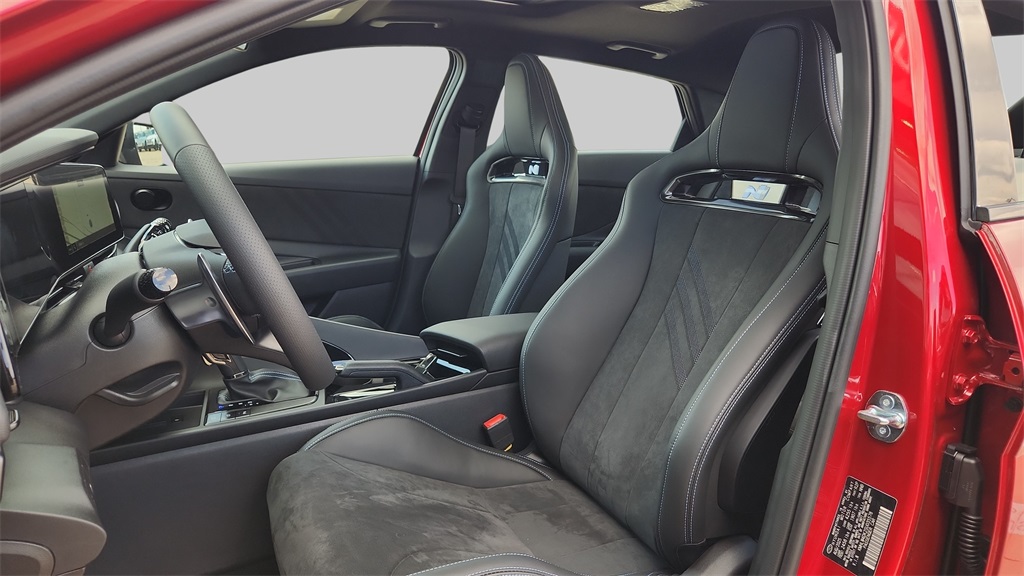 2025 Hyundai Elantra N Base photo 21
