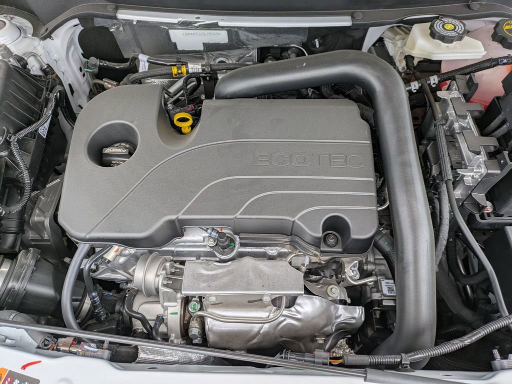 2025 Chevrolet Equinox LT photo 7