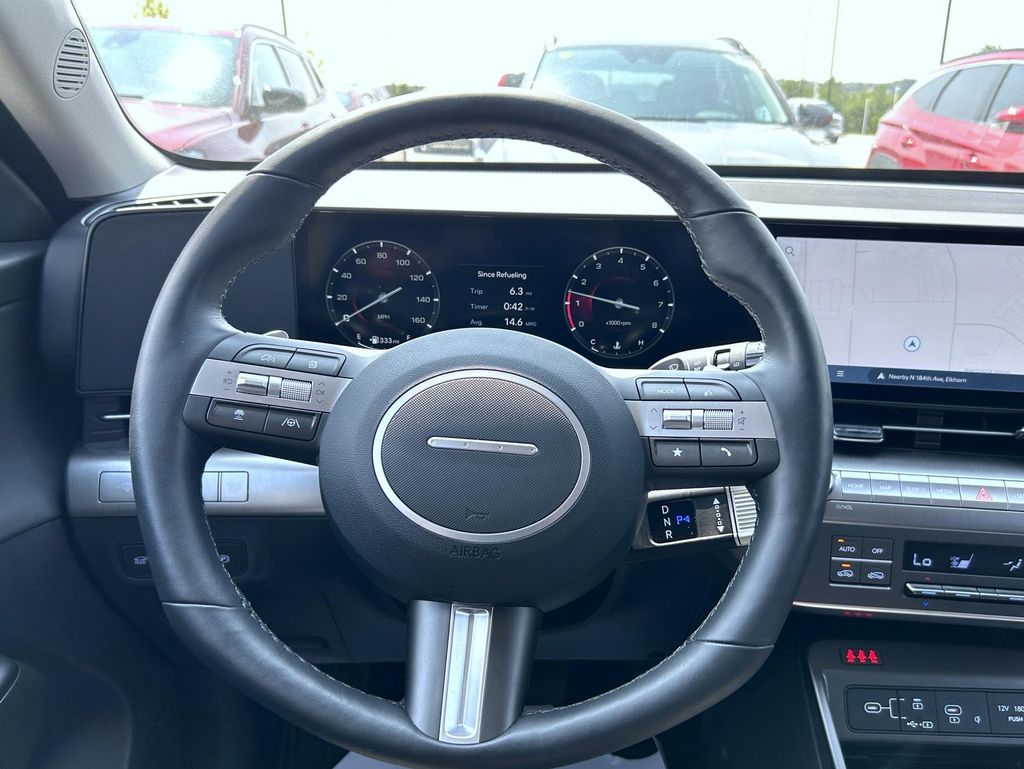 2025 Hyundai Kona Limited photo 12