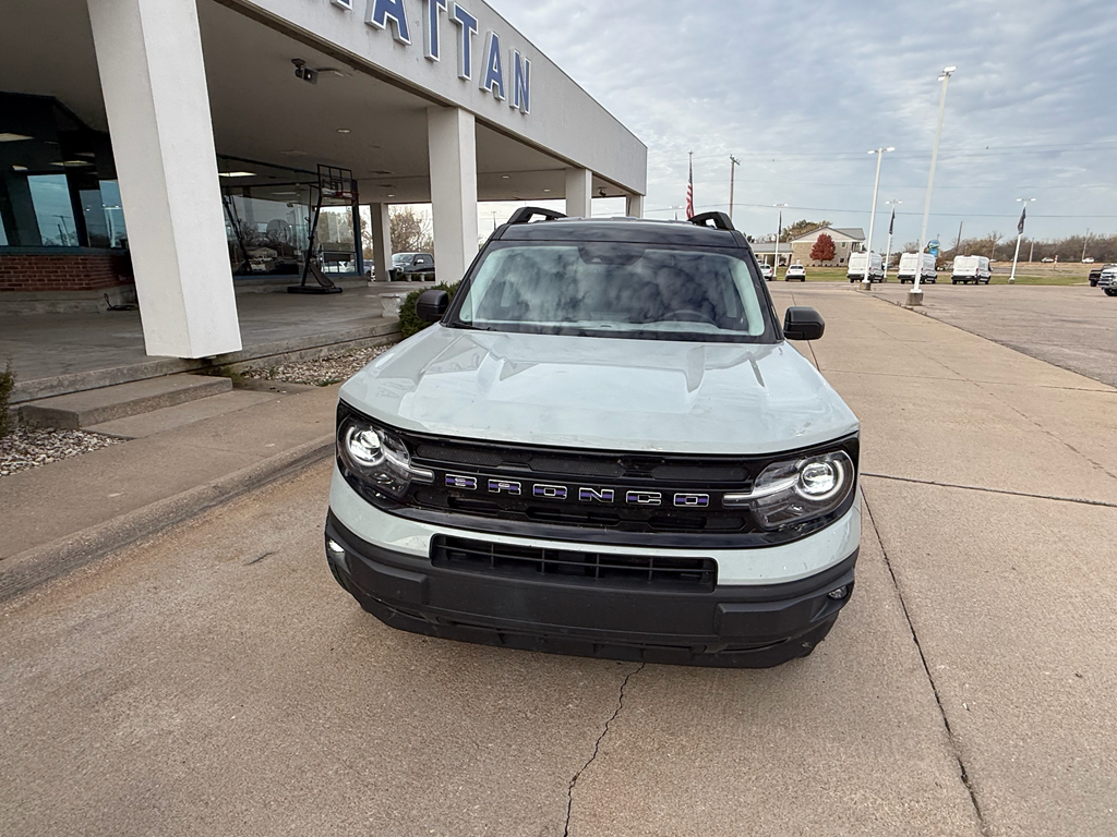 2022 Ford Bronco Sport Outer Banks photo 3