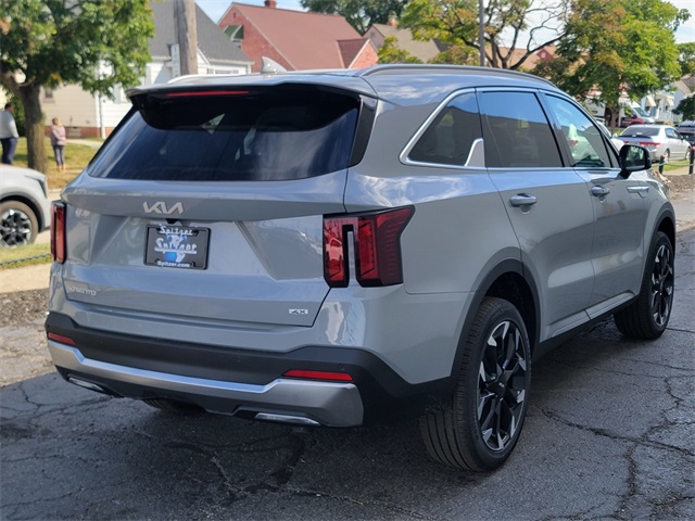 2026 Kia Sorento EX photo 2