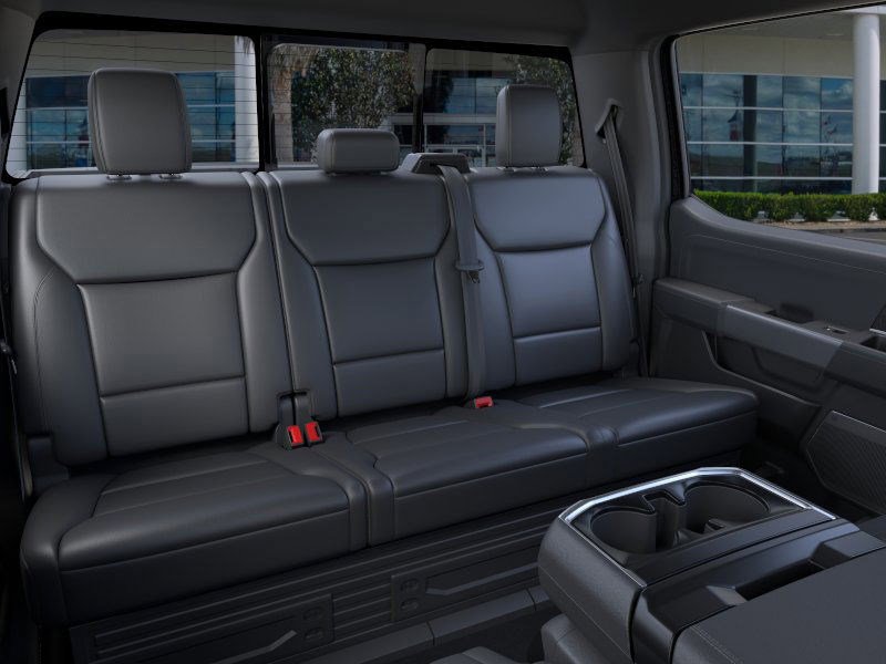 2025 Ford F-150 XLT photo 8