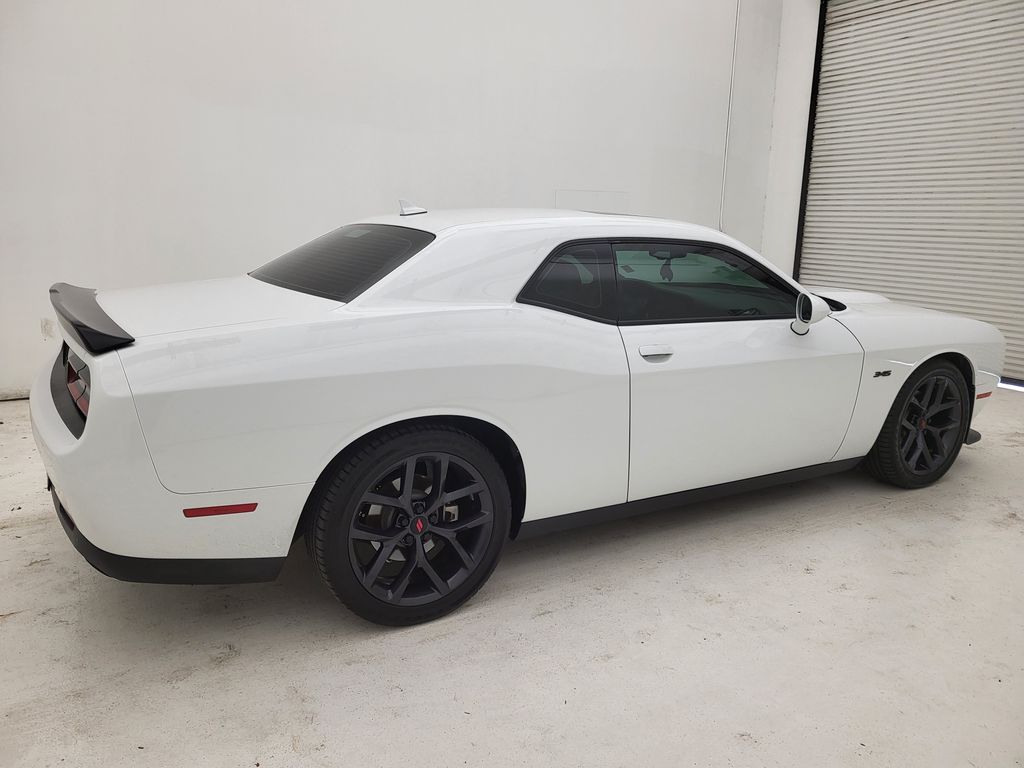 2023 Dodge Challenger R/T photo 2