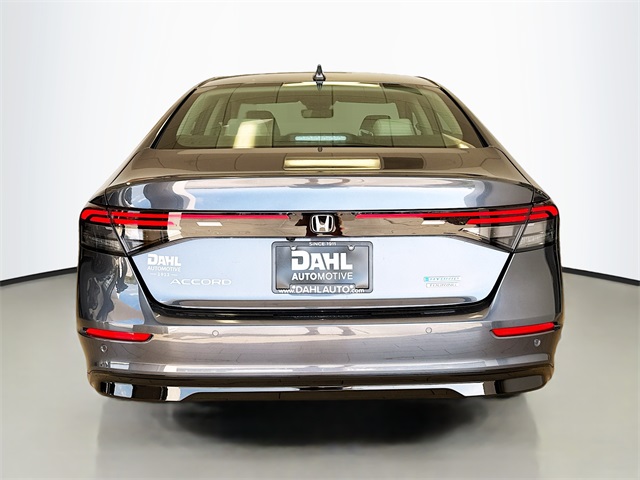 2025 Honda Accord Hybrid Touring photo 4