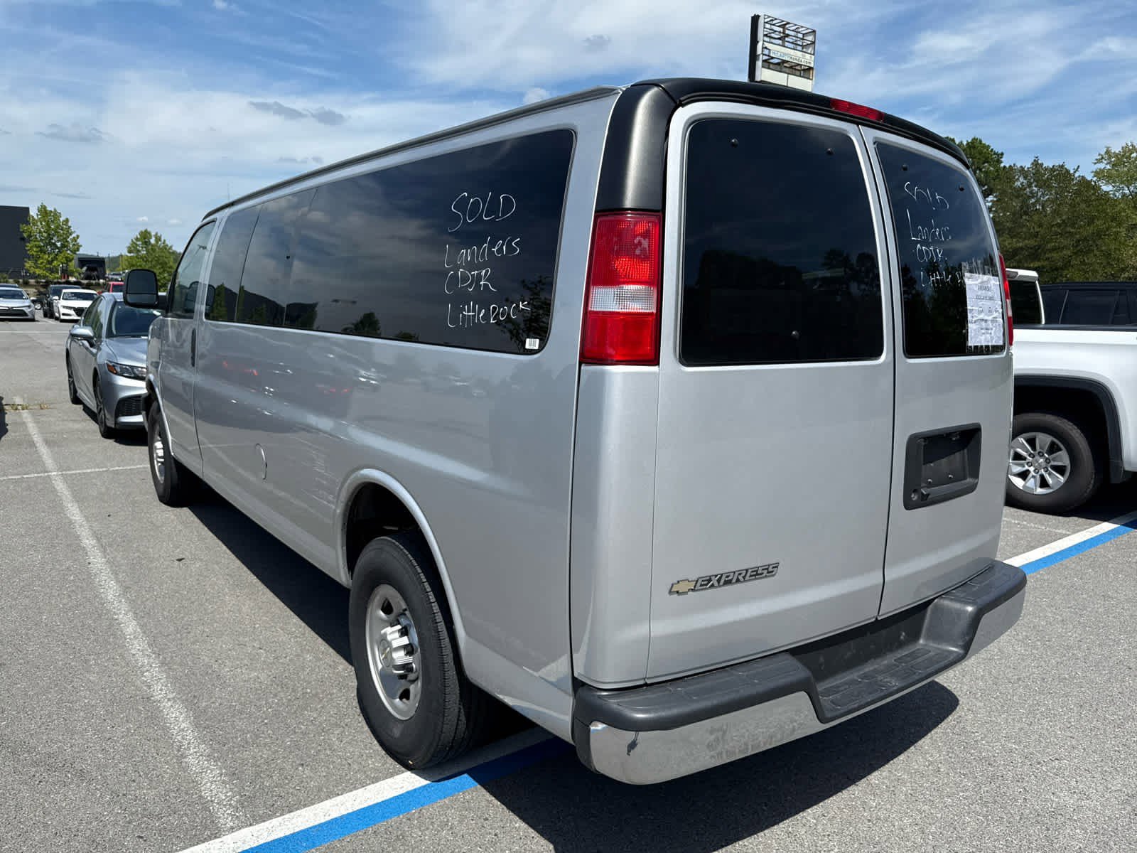 2023 Chevrolet Express Passenger LS photo 4