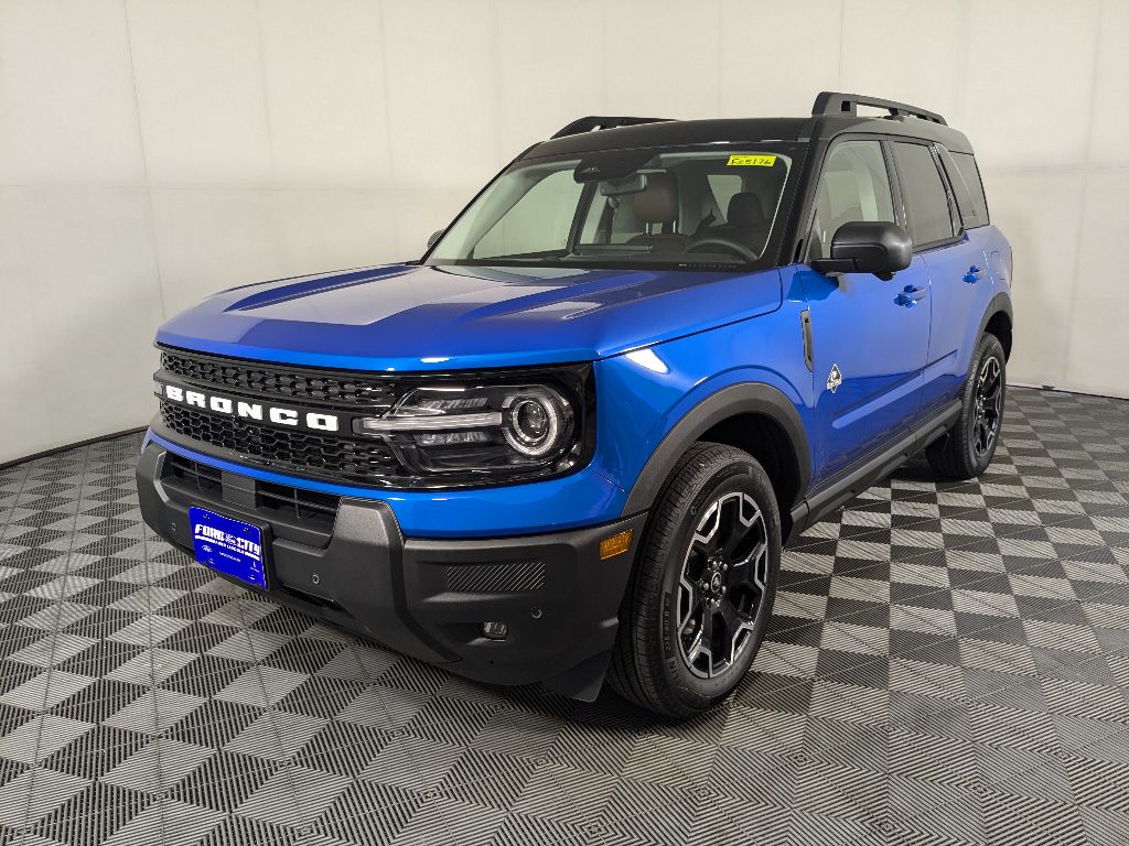 2025 Ford Bronco Sport Outer Banks photo 4