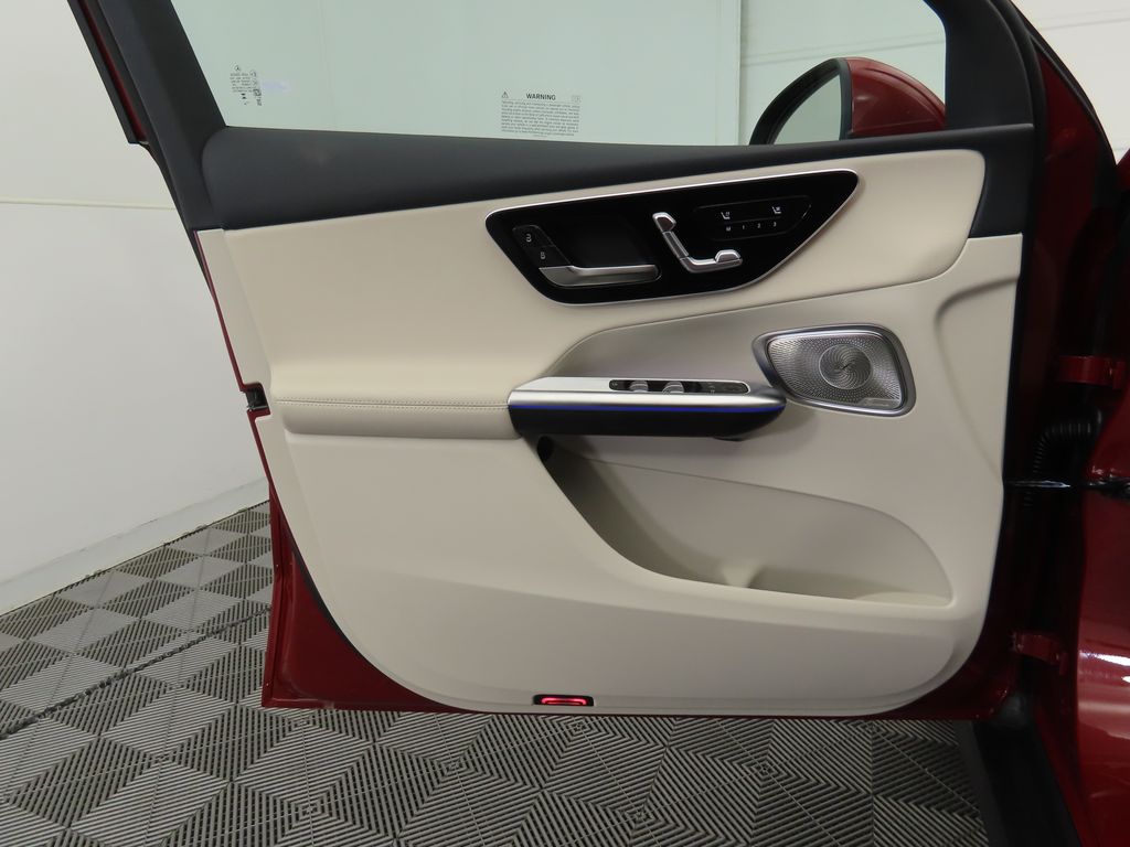 2026 Mercedes Benz GLC 350e 4MATIC photo 23