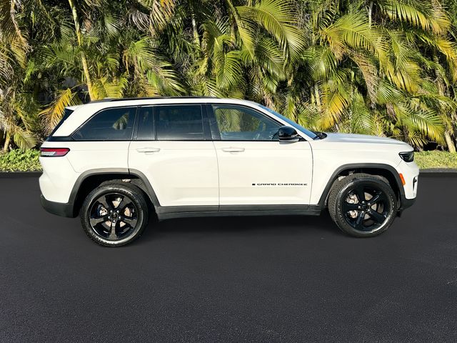 2023 Jeep Grand Cherokee Altitude X photo 3