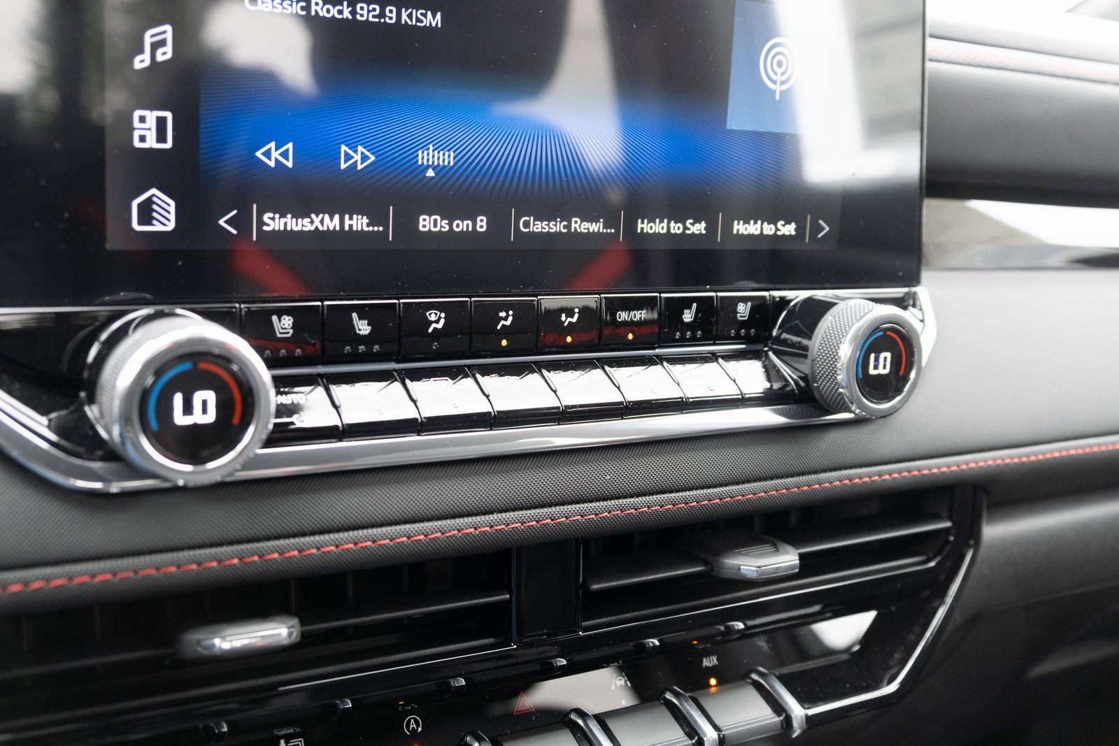 2025 Chevrolet Colorado Z71 photo 5