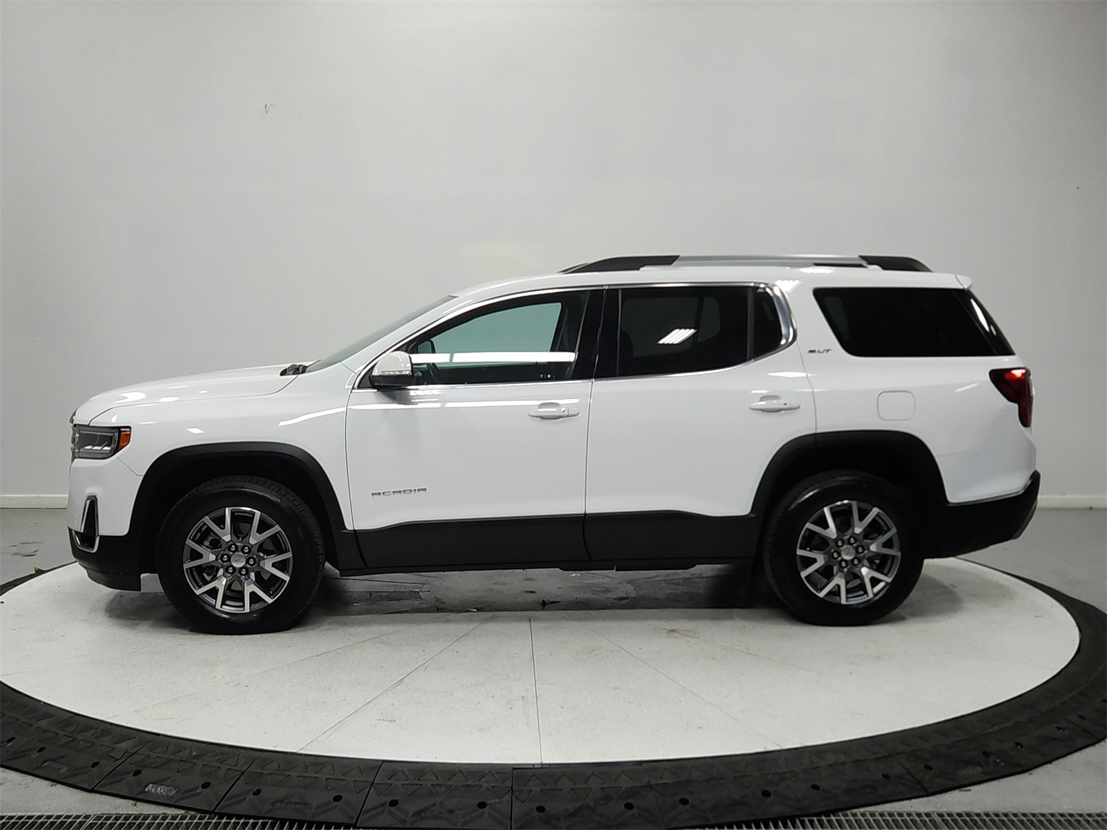 2023 Gmc Acadia SLT photo 4