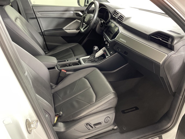 2024 Audi Q3 S line Premium photo 40