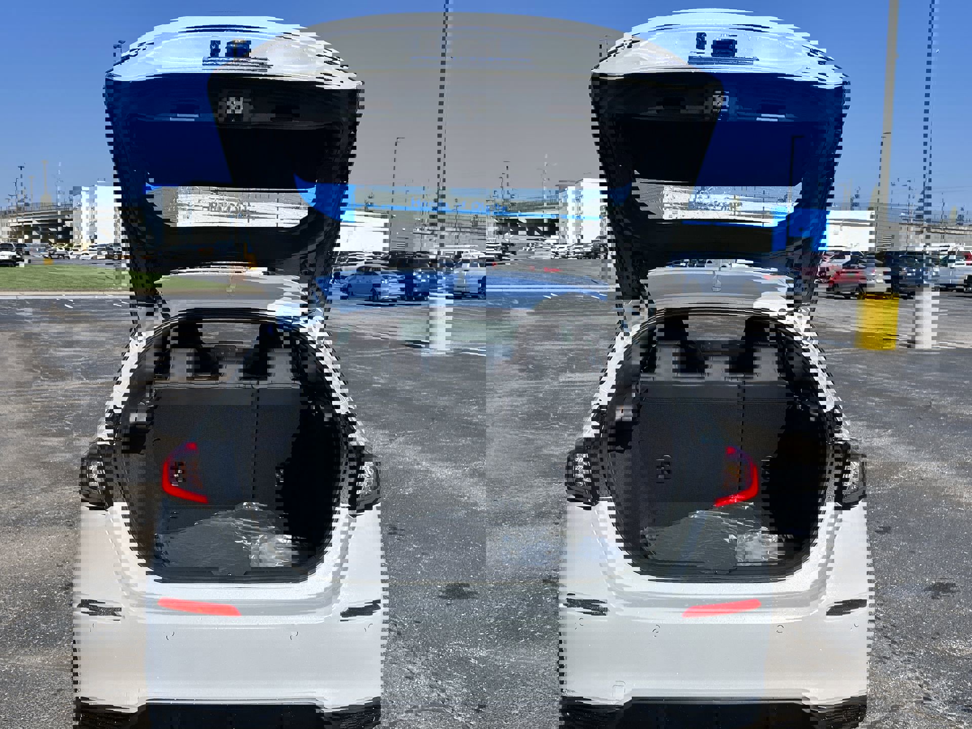 2026 Honda Civic Hatchback Hybrid Sport Touring photo 25