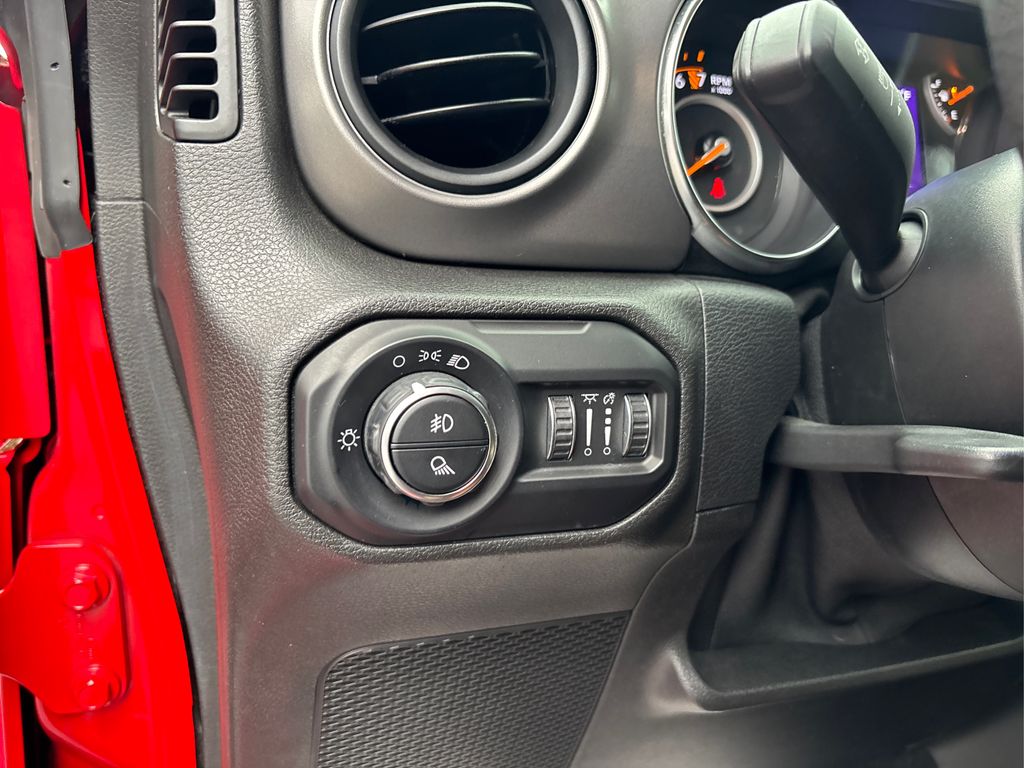 2021 Jeep Gladiator Sport photo 29