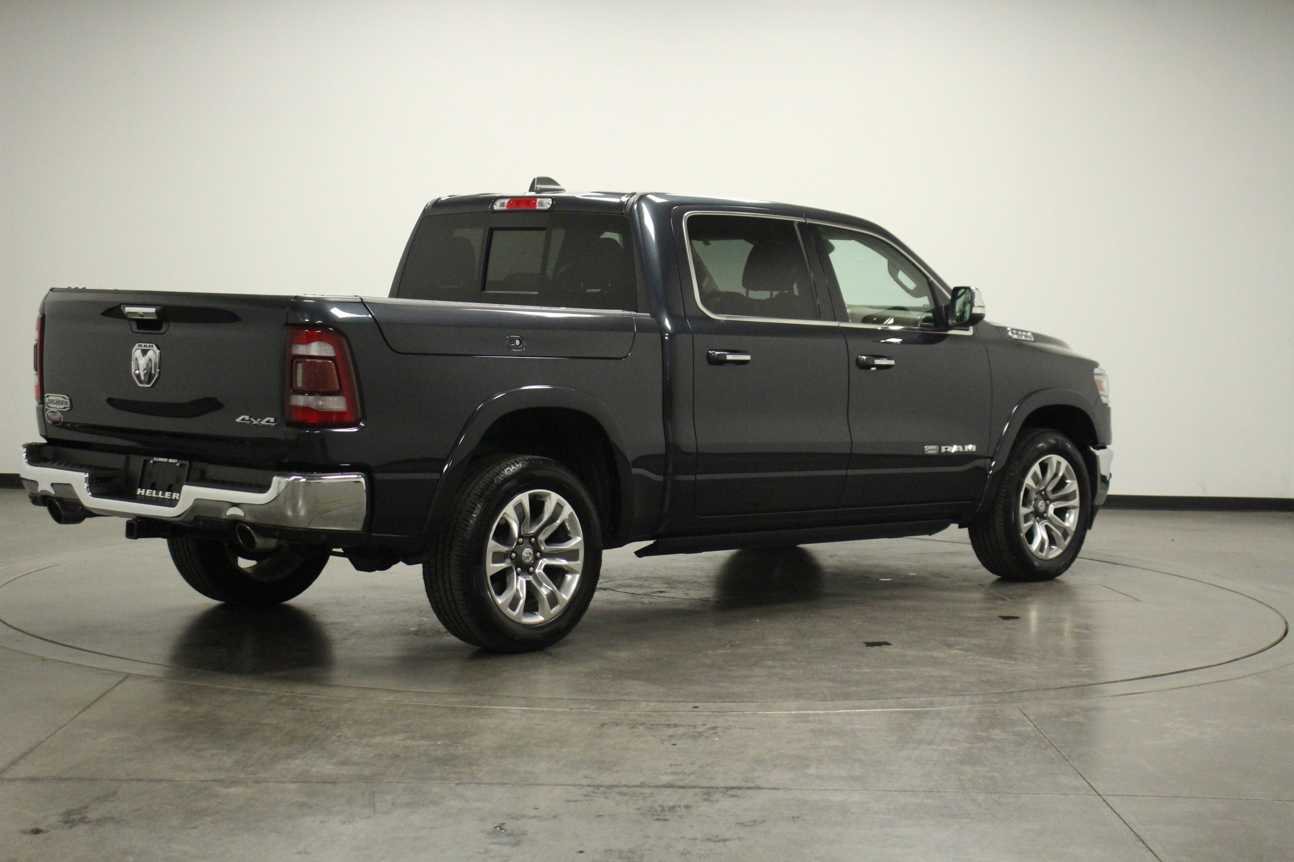 2019 Ram 1500 Laramie Longhorn photo 7