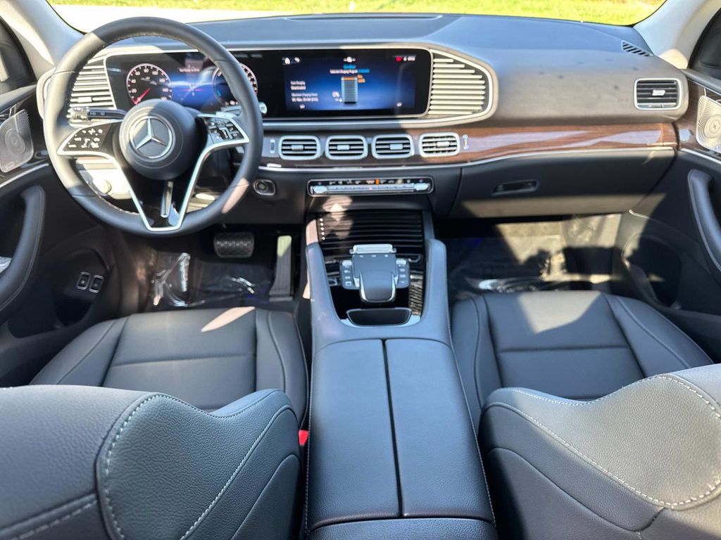 2026 Mercedes Benz GLE 450e 4MATIC photo 15