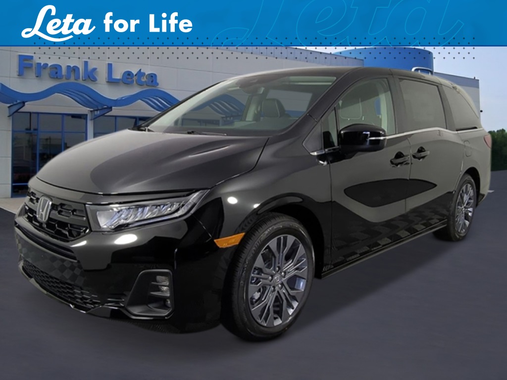 2026 Honda Odyssey Touring's photo