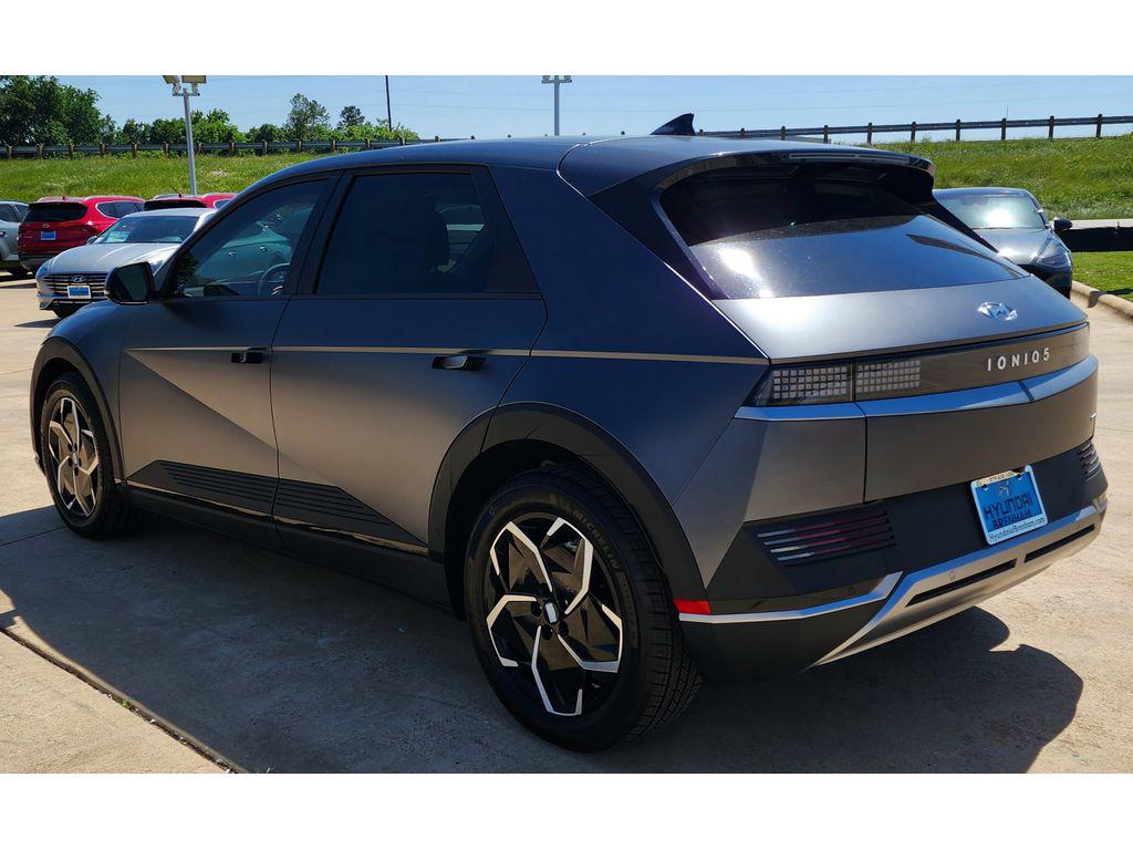 2023 Hyundai Ioniq 5 SEL photo 5