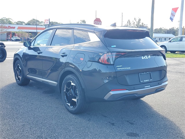 2026 Kia Sportage EX photo 3