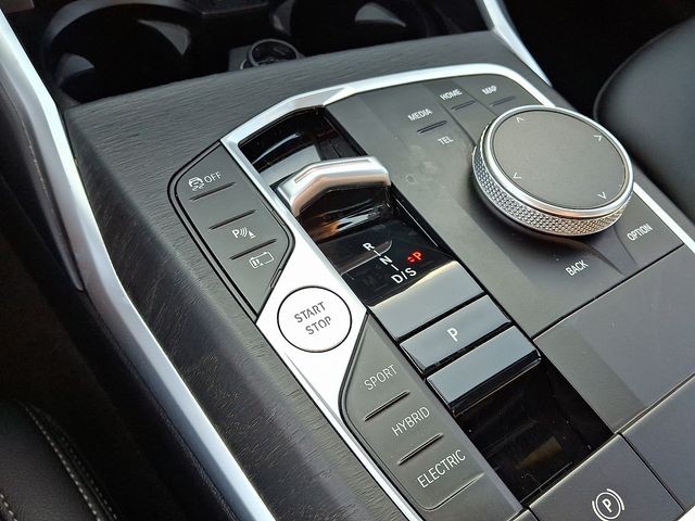 2023 Bmw 330e 330xe photo 16