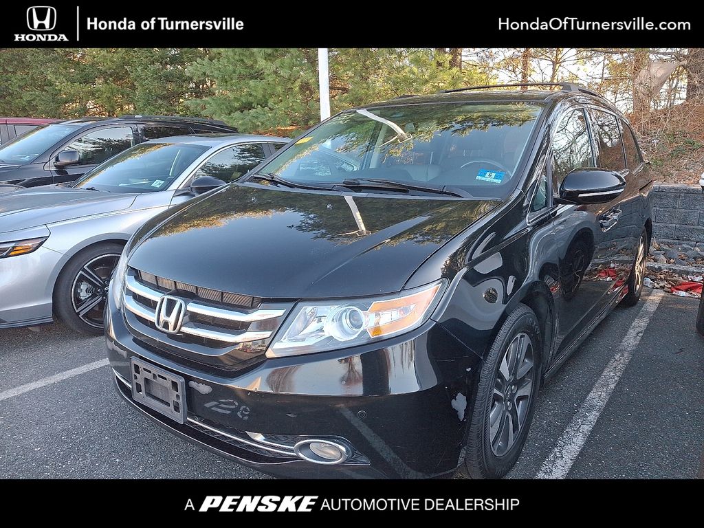 2014 Honda Odyssey Touring Elite's photo