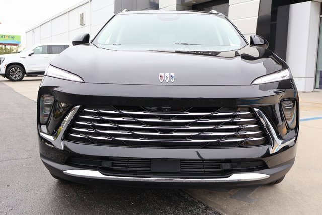 2025 Buick Envision Preferred photo 2