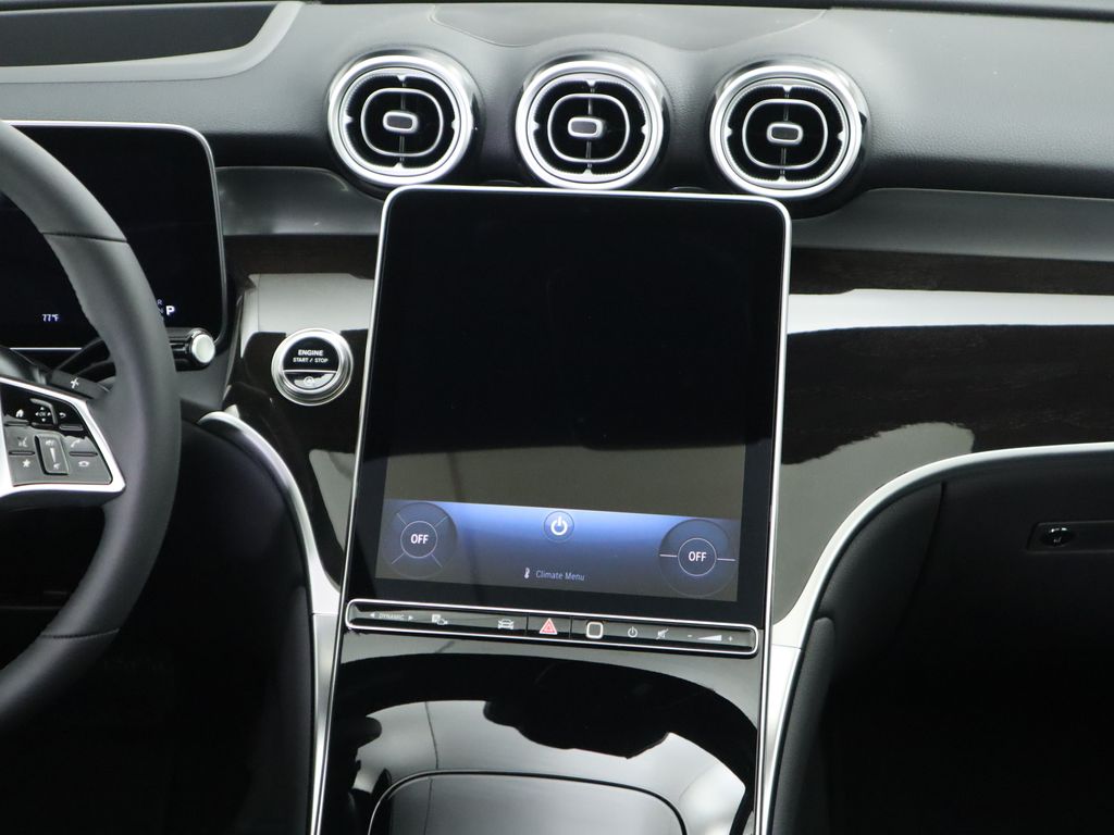 2026 Mercedes Benz GLC 300 photo 15