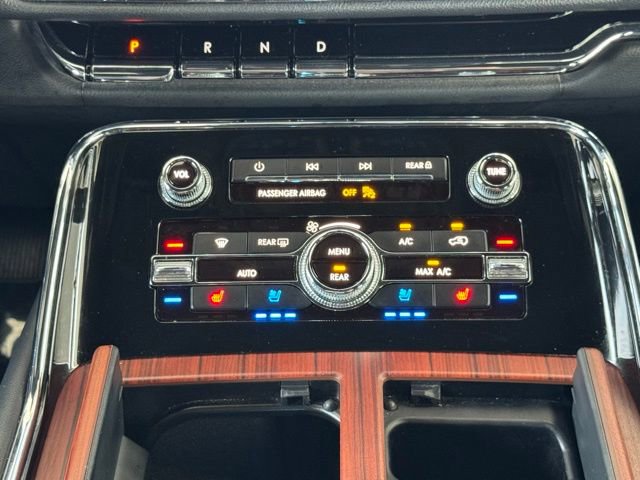 2023 Lincoln Navigator L Reserve photo 32
