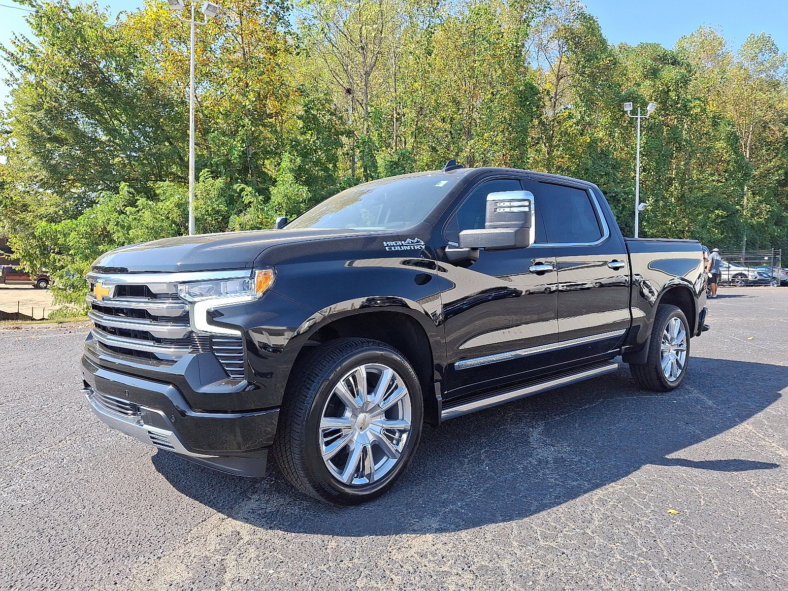 2024 Chevrolet Silverado 1500 High Country photo 3