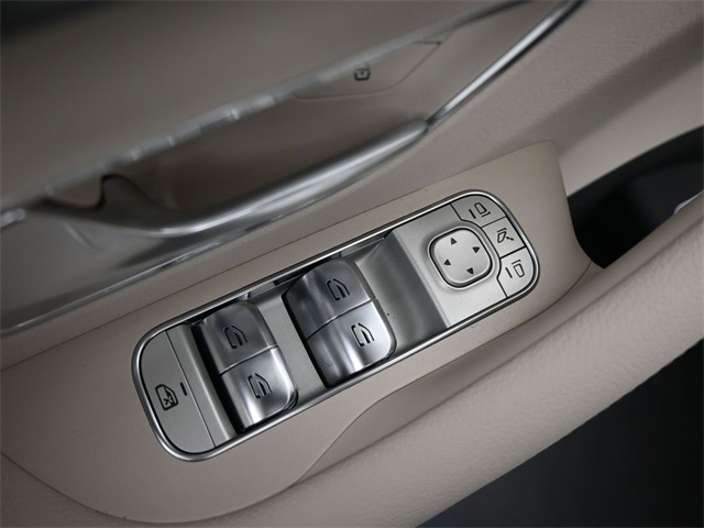 2026 Mercedes Benz GLE 350 4MATIC photo 2