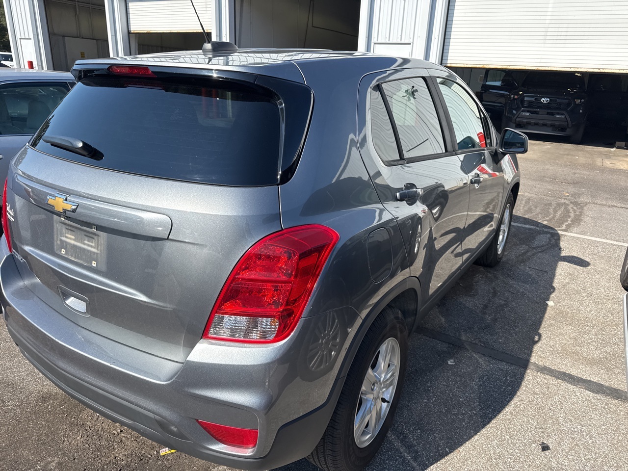 2020 Chevrolet Trax LS photo 8