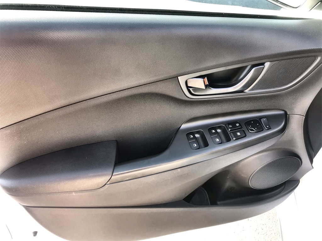 2023 Hyundai Kona N Line photo 13