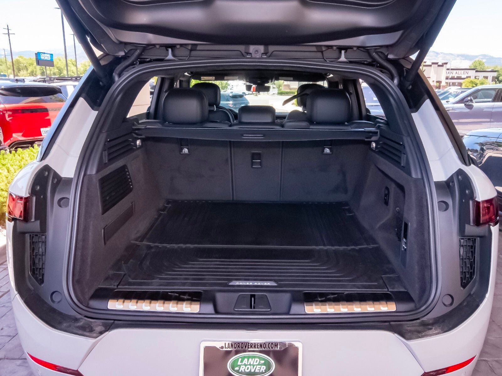 2025 Land Rover Range Rover Sport Autobiography photo 48