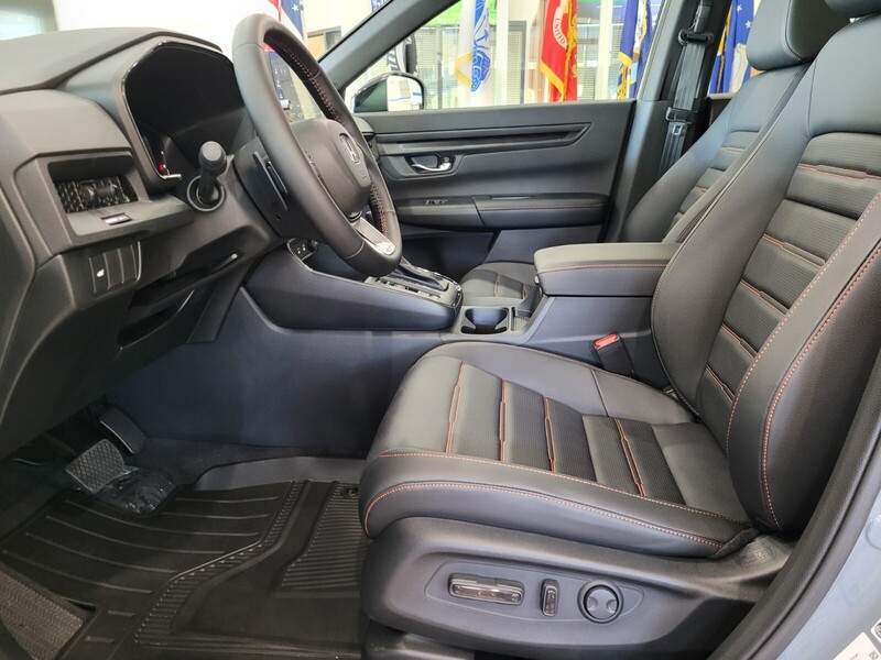 2026 Honda CR-V Hybrid Sport-L photo 4
