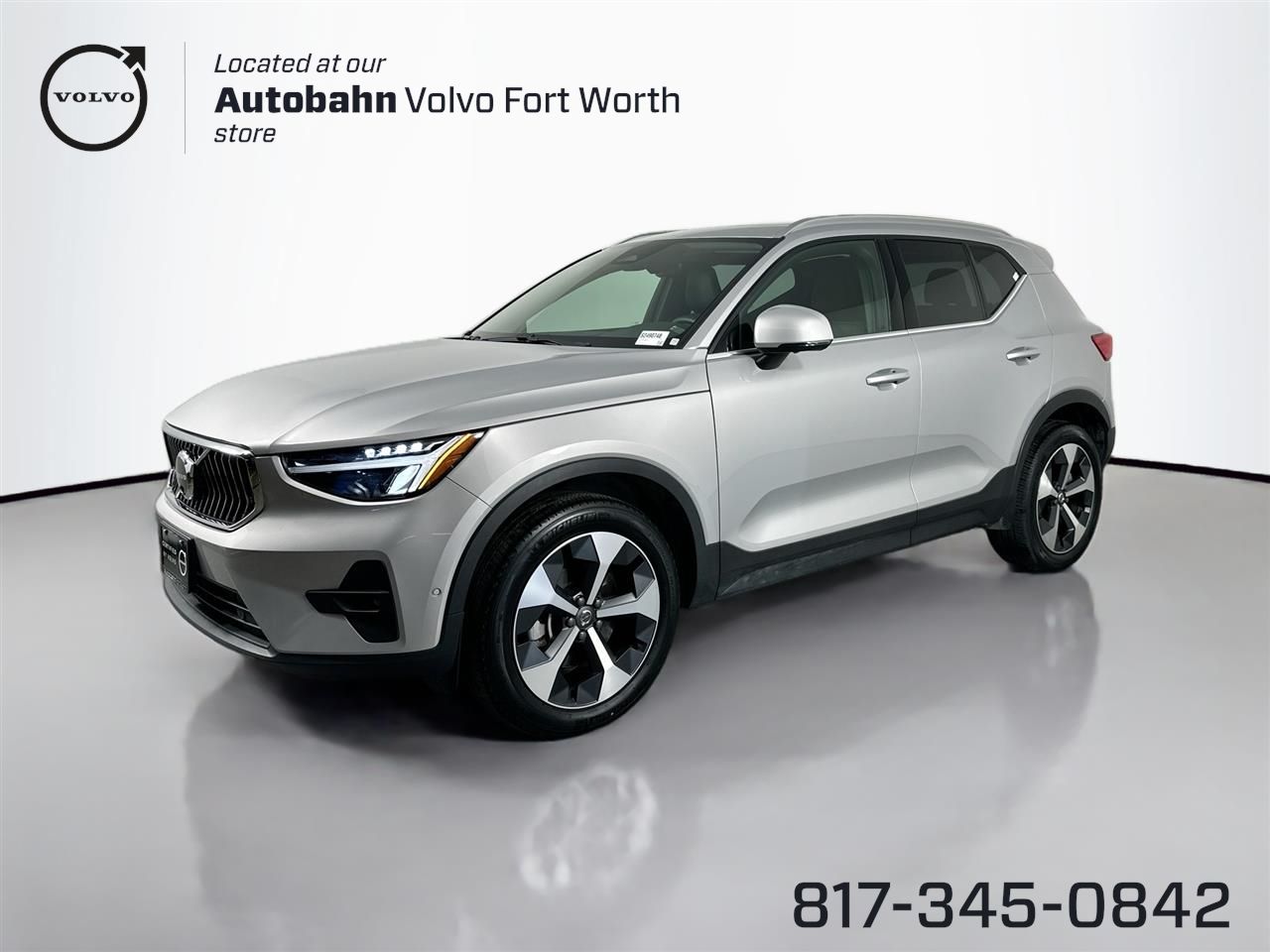 2025 Volvo XC40 Plus's photo