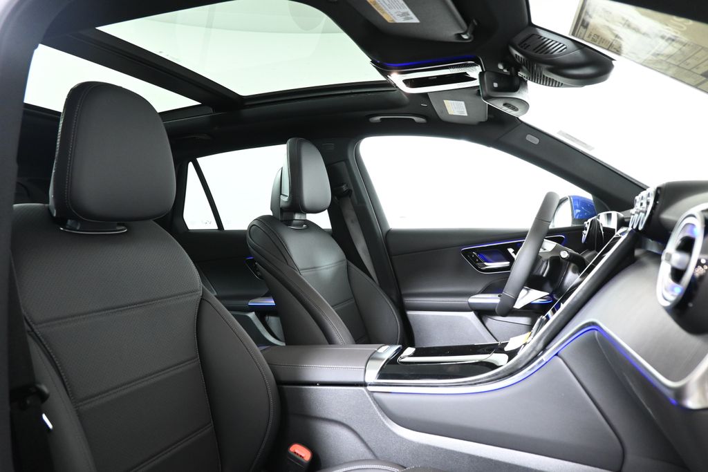 2025 Mercedes Benz GLC 300 4MATIC photo 20