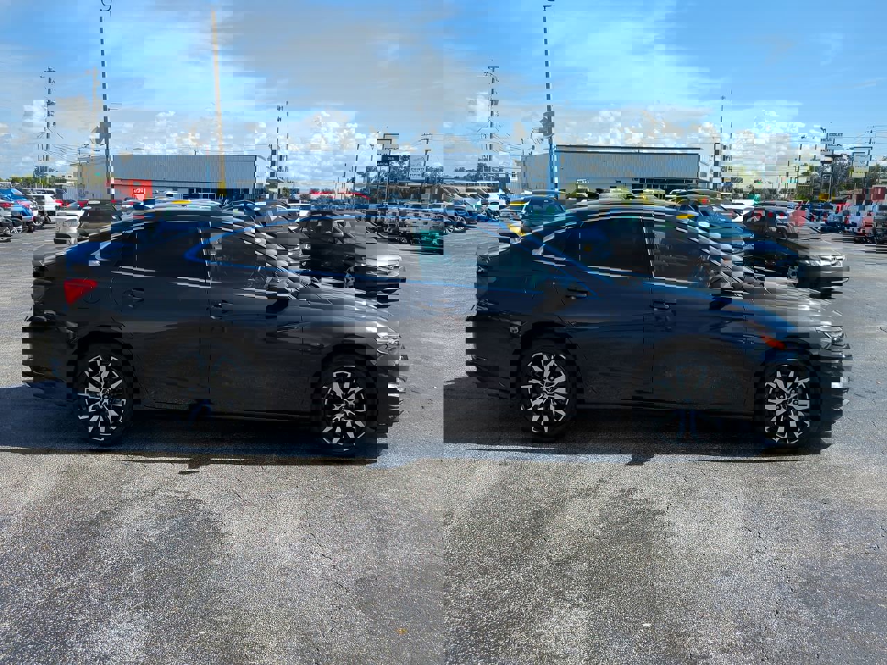 2022 Chevrolet Malibu RS photo 3