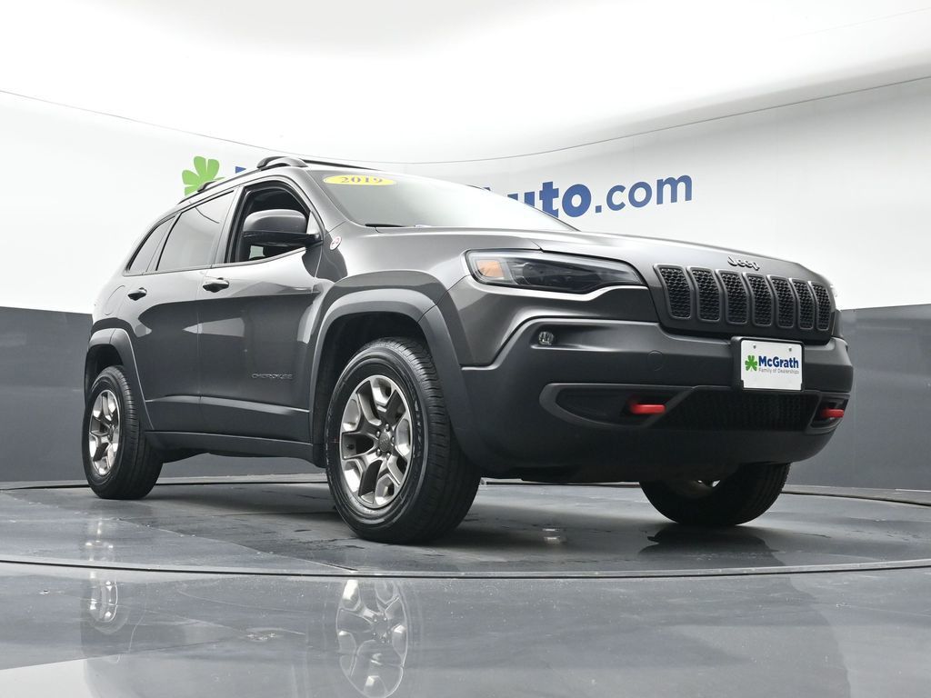 2019 Jeep Cherokee Trailhawk photo 19