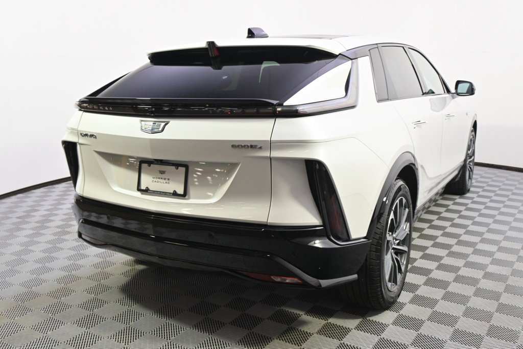 2025 Cadillac Lyriq Sport photo 6
