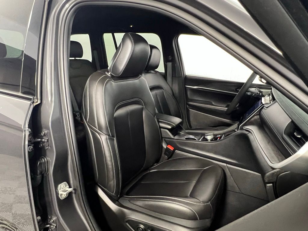 2024 Jeep Grand Cherokee Limited photo 24